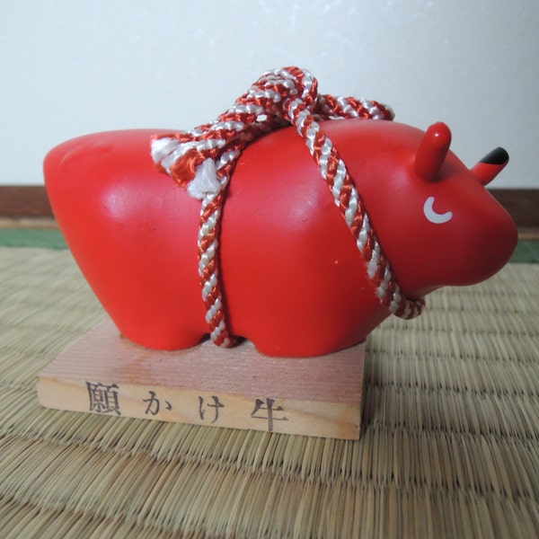 Ceramic Red Cow doll, Japanese doll