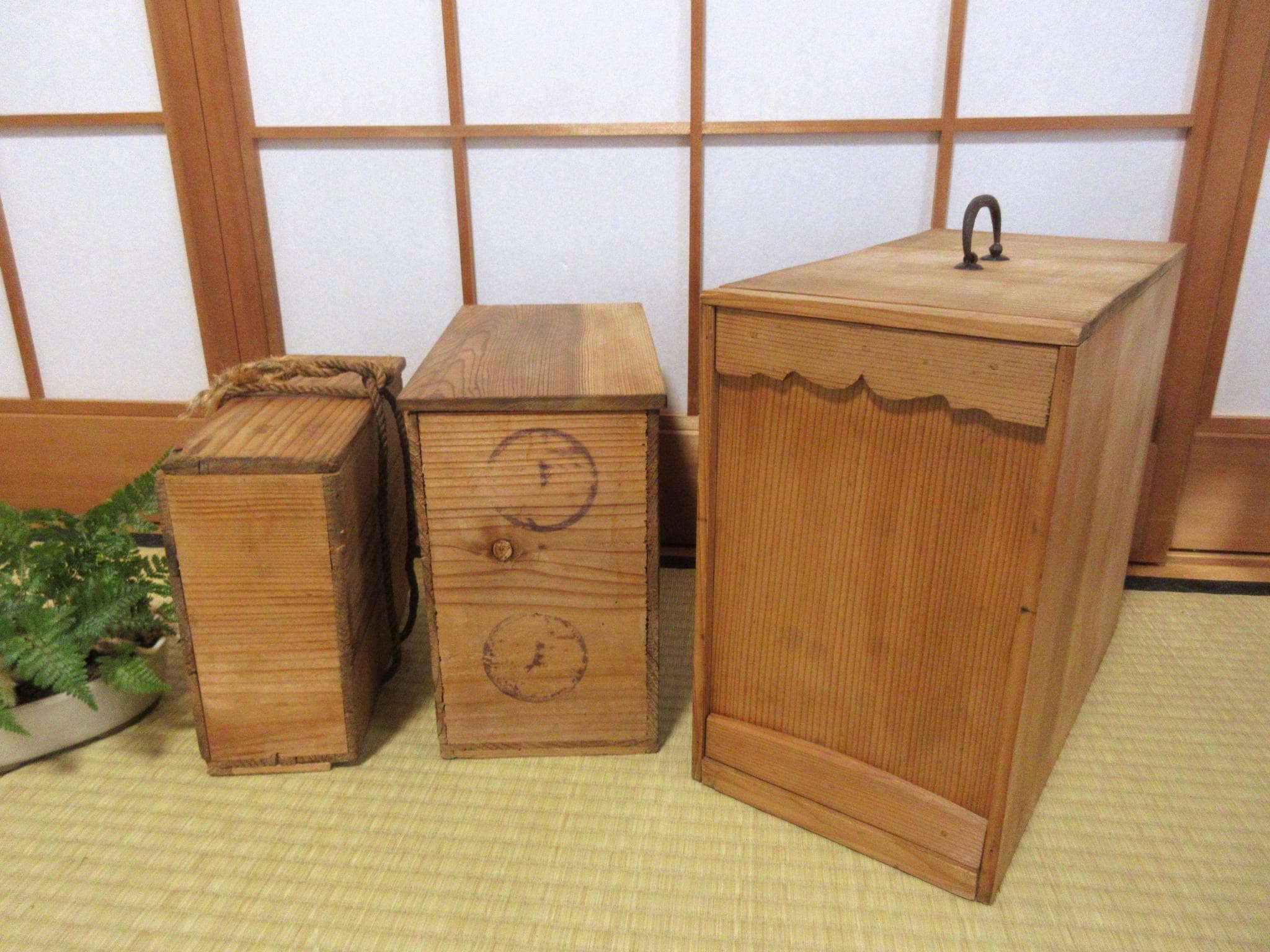 注文 古く味のある木製収納箱 3個セット 江戸安政期 江戸安政期 古い