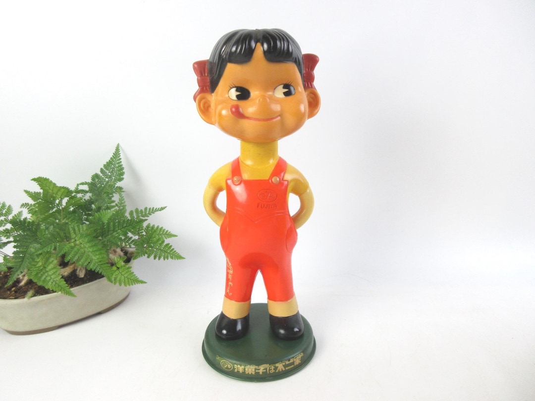 1960年代日本製ヴィンテージ不二家ペコちゃんボブルヘッド人形、レトロ