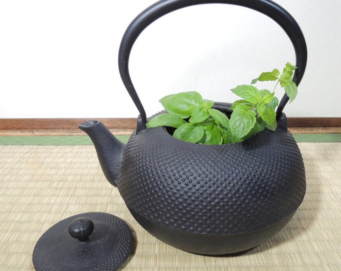 Vintage Japanese Cast Iron Tea Kettle 1.6L, Nambu Tetsubin Etsy