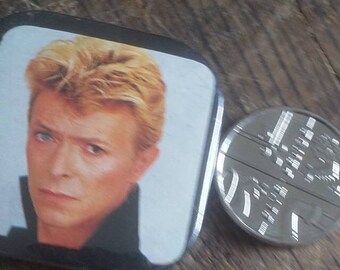 David Bowie badge 1980s pin accessories white prince
