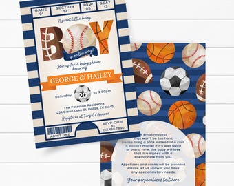 Pode incluir: Convite para chá de bebé com tema desportivo. O convite apresenta um design de bilhete com a palavra "BOY" em gráficos de bolas desportivas. Inclui detalhes do evento, informações de RSVP e um pedido de um livro em vez de um cartão.