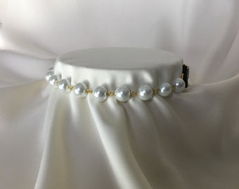 H.era-  Satin Elastic pearl choker