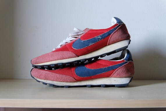 nike vntg ldv waffle daybreak