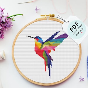 Tiny Hummingbird Kit Embroidery, Mini Stitch Kit, Small Embroidery Hoop,  Tiny Bird Cross Stitch, Hummingbird Needlepoint Kit, Small Bird 