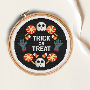 Süßes oder Saures Kreuzstichmuster, Halloween Kreuzstichmuster, modernes Kreuzstichmuster, pdf Muster, Süßes oder Saures Stickerei