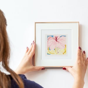 Mini Georgia O&#39;Keeffe cross stitch pattern,  &quot;Hibiscus with Plumeria&quot;, 4x4inches,Flower stitch, Living Room Decor, Gift Ideas, floral chart