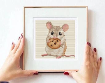Mouse Cross Stitch Pattern - Cute Mouse Pattern - Instant Download - PDF Cross Stitch Chart - Mouse with Cookie Chart- Animal Design stitch