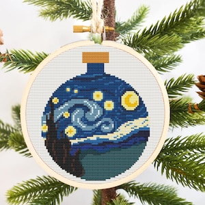星空のクリスマス飾り、クロスステッチのパターン、飾り玉の PDF パターン、ミニ傑作、クリスマスツリーのクロスステッチ、冬のクロスステッチ