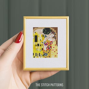 Punto croce miniatura, piccolo Il bacio, Mini Klimt, mini arte, mini punto croce, miniatura arte punto croce, ricamo miniatura, piccola arte