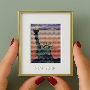 Little New York - ARTPRINTSFACTORY  mini cross stitch, Modern Cross stitch, cities pattern PDF, cities digital patterns, New York mini city