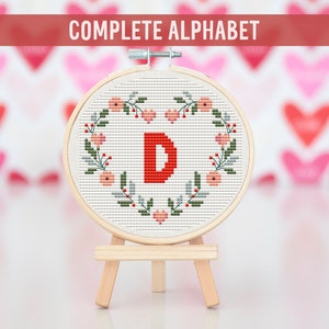 Punto de cruz San Valentín, abecedario completo, Patrón Punto de Cruz, Regalo fácil San Valentín, Bordado de adornos, Cuadro Punto de Cruz corazón