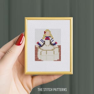 Las Meninas Cross stitch pattern, Diego Velazquez art, cross stitch paintings, mini cross stitch, mini art,PDF download, tiny art,embroidery