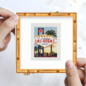 Las Vegas Icon Cross Stitch Chart, USA cross stitch, travel xstitch pattern, mini cross stitch, small Las Vegas, tiny cross stitch, land art