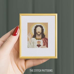Mini &quot;Sacred heart of Jesus&quot; PDF Cross Stitch Pattern, Religious PDF Cross Stitch Pattern, Digital Download, small cross stitch, art stitch