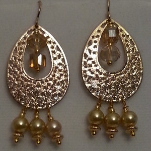 Gold pearl and crystal dangle earrings