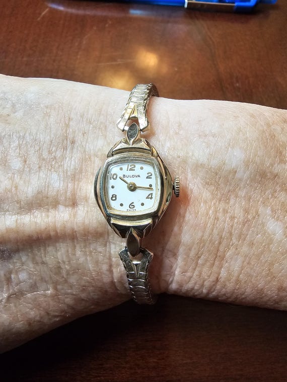 Vintage Ladies Bulova Watch 10K RGP Bezel Watch With Stainless