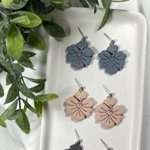 Floral Clay Earrings | Pimpernel Flower Dangle Earrings | Lightweight Handmade Earrings | Spring Gift for Her | Boho Statement Jewelry