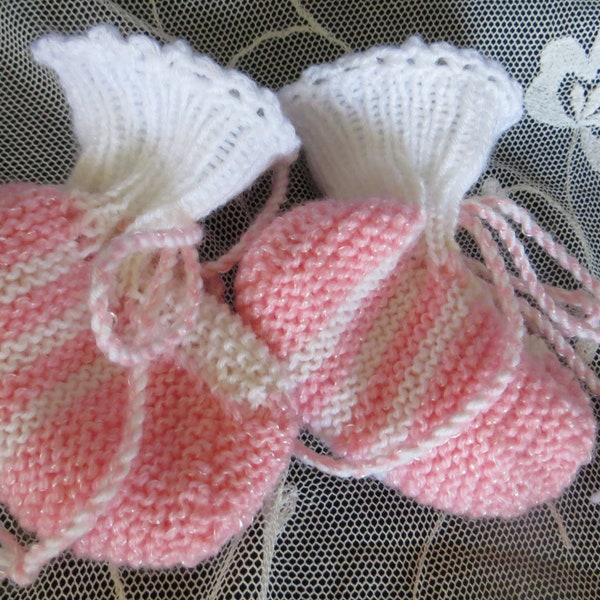 Baby shoes knitted, growing baby socks for minis, seamless baby boots