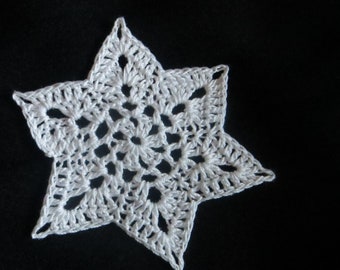 Crocheted Snowflake Poinsettia Tree Decoration Gift Pendant Window Decoration