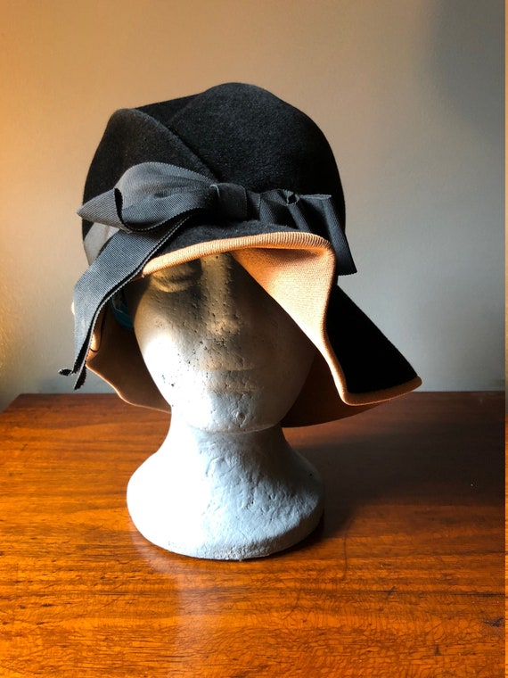 30's 40's Velvet Black Hat
