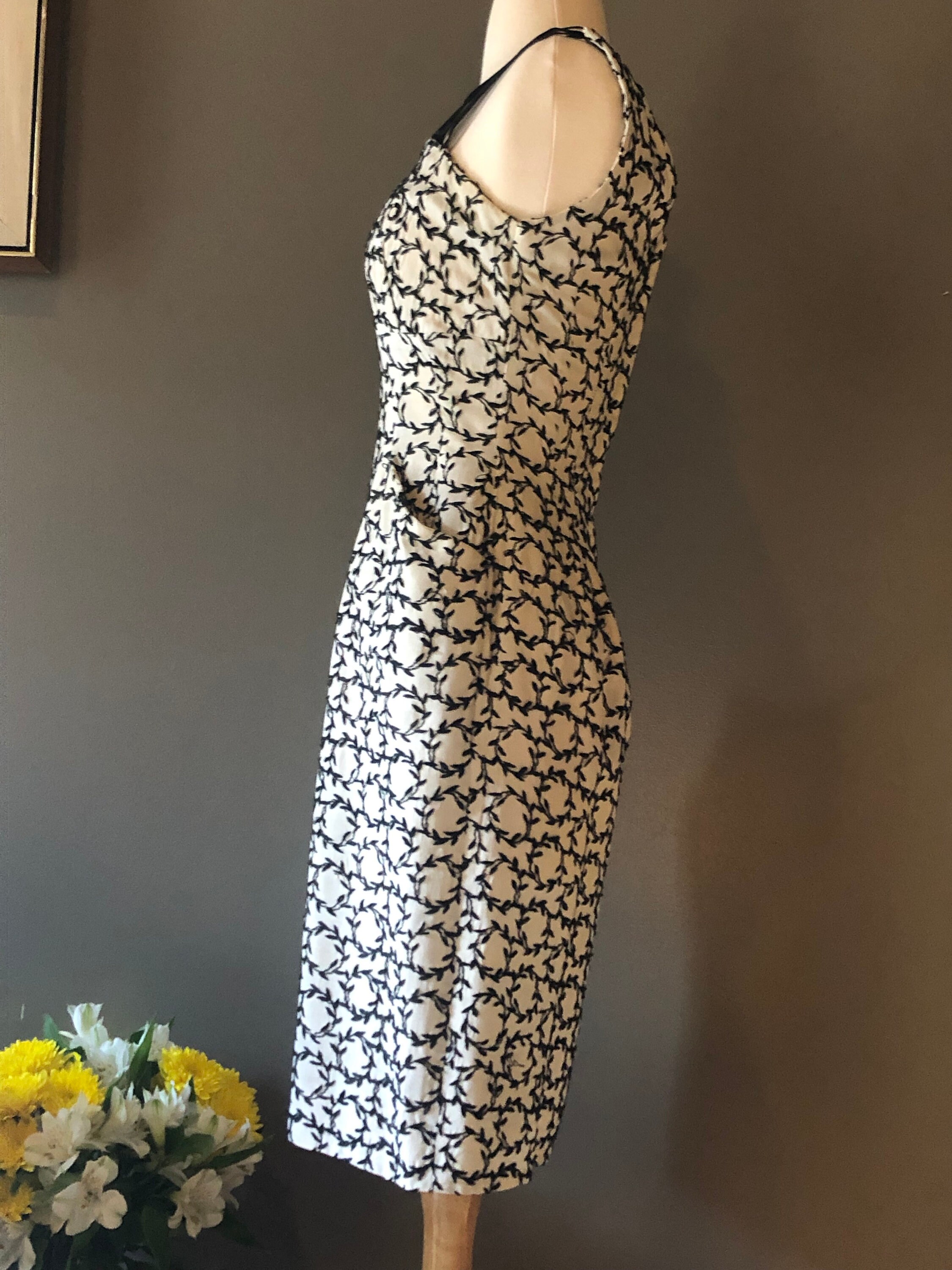 Stunning 1950's Wiggle Dress with Pockets XS | Etsy