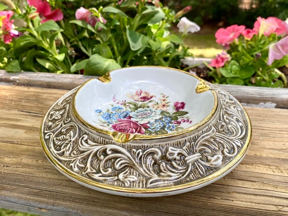 R. Capodimonte Floral Ashtray Italian Large Vintage Porcelain