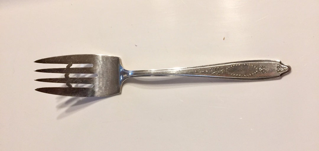 Vintage Cake Serving Fork Empire 1921 Pattern Rogers & Bro. A1