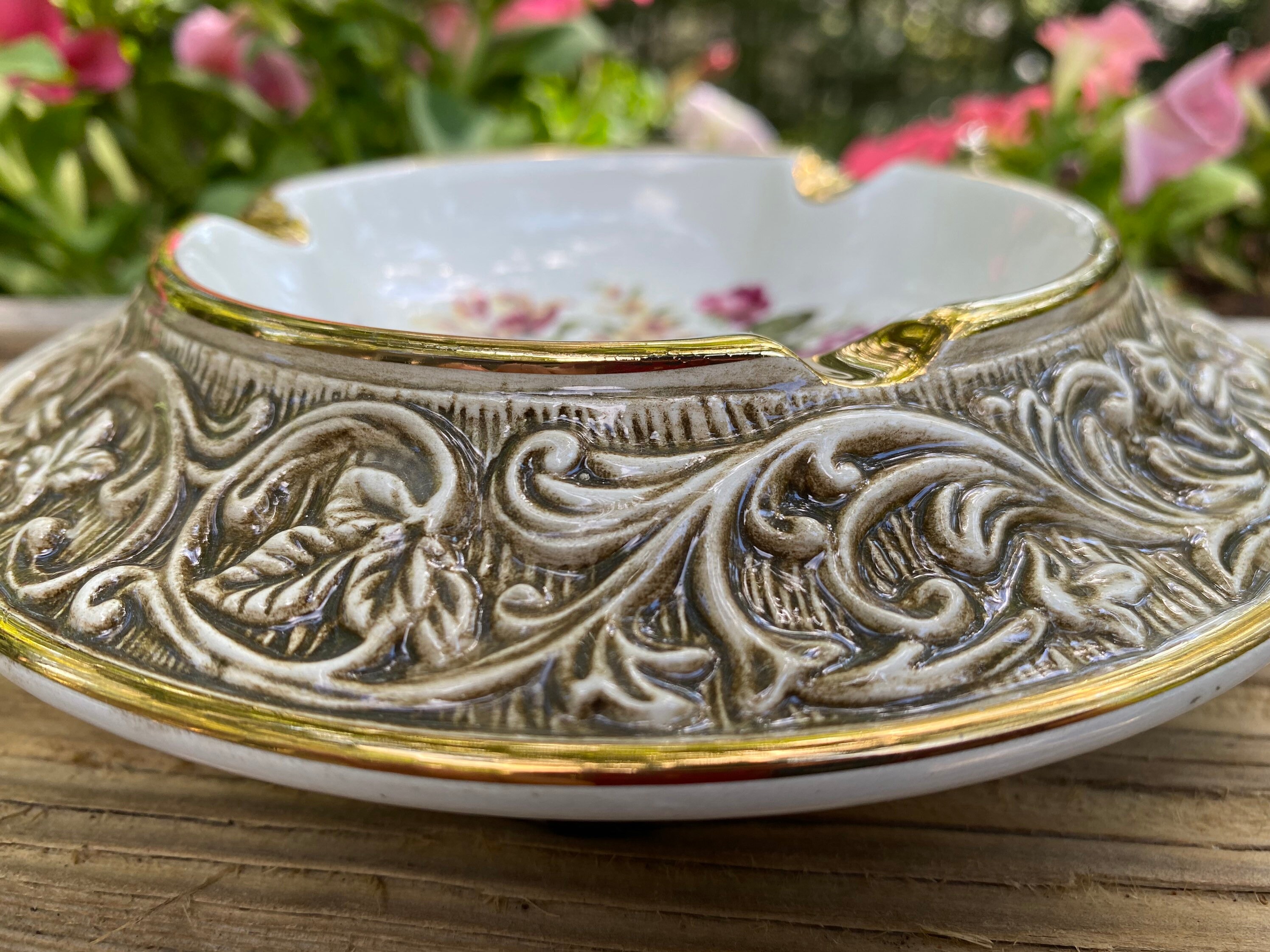 R. Capodimonte Floral Ashtray Italian Large Vintage Porcelain