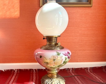 Antique Oil Lamp Converted to Electric Victorian Parlor Hand Painted Lamp GWTW Light Complete Working Lamp