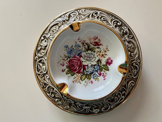 R. Capodimonte Floral Ashtray Italian Large Vintage Porcelain