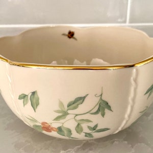 Lenox Morningside Cottage Ronde Kom 24K Gold Trim Candy Dish Nut Bowl Treat Bowl Bumble Bee Butterfly Giftware