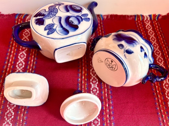 Soviet USSR Era Gzhel Cobalt Blue and White Porcelain Floral Tea