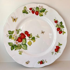 Queens Rosina China Virginia Strawberry - Etsy