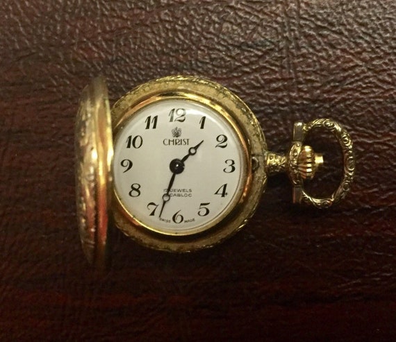 Swiss Made Ladies Mechanical Pocket Or Pendant Watch Christ - Swiss Made Pendant Watches Swiss Made Ladies Mechanical Pocket Or Pendant Watch Christ - Swiss Made Pendant Watches