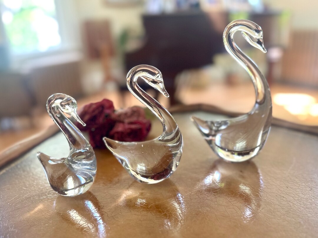 Lovely Crystal Swan Figurines Signed in Box Vintage 3 Pieces Swan ...