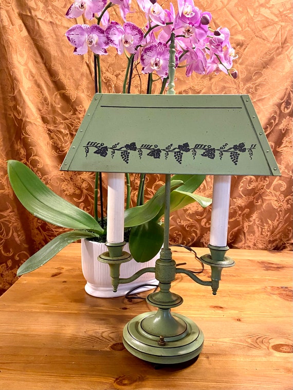 Metal tole lamp discount