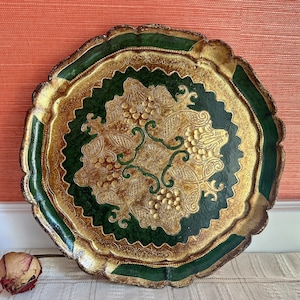 Vintage Italian Florentine Tray Decorative Gold Gild And Emerald Green Serving Wooden Tray Round