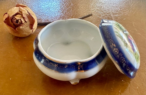 Porcelain Round Lidded Footed Trinket Box Jewelry… - image 6