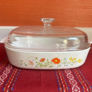 Wildflower Corning Ware 10 In. Shallow 2.5 Liter Casserole Dish With Original Pyrex Lid Wildflower A-10-B Made In USA 1979-1985 Collectible