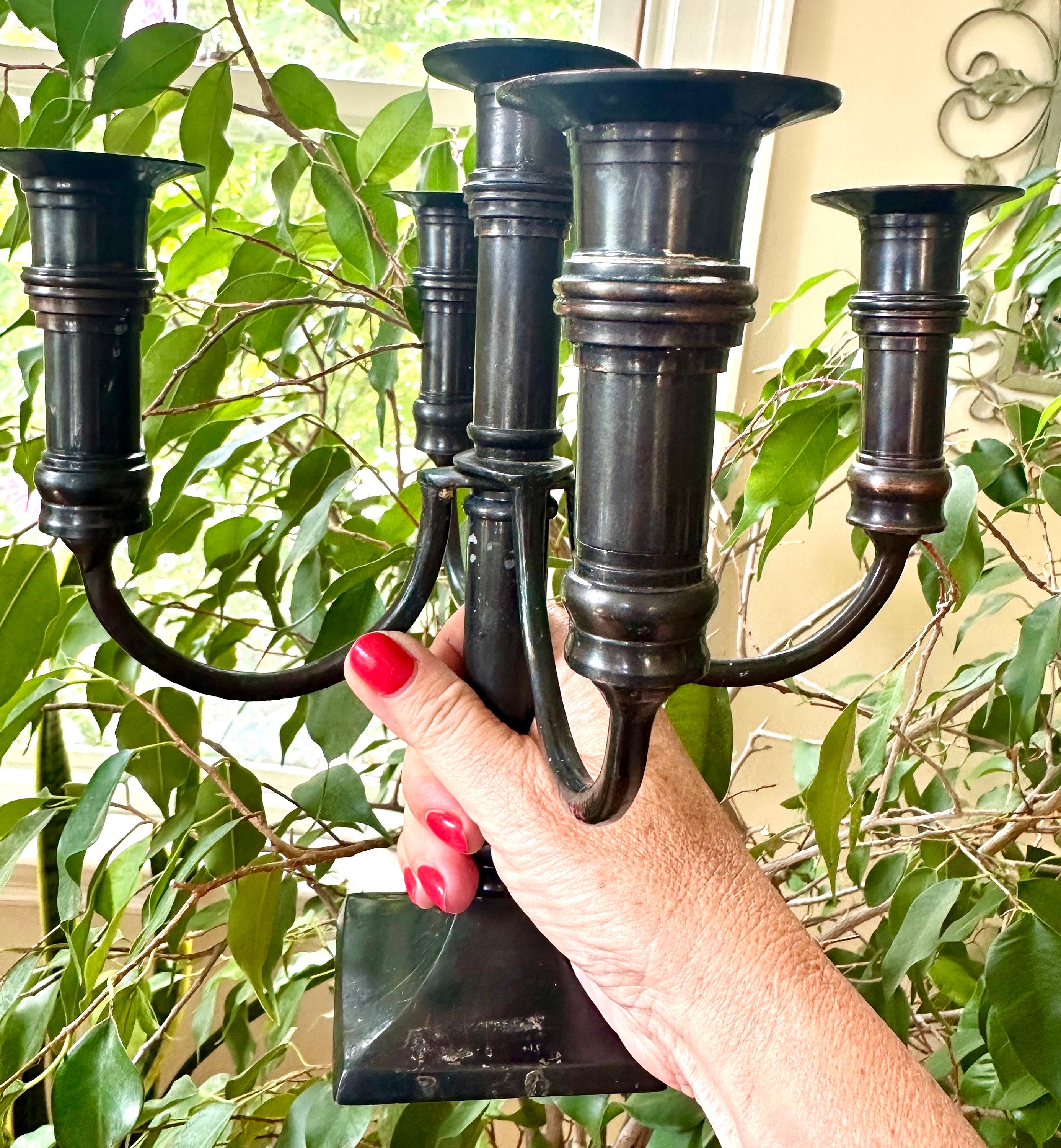 Bougeoir Fleur en laiton à poser sur une carafe | Bougeoir original Bougeoir Fleur en laiton à poser sur une carafe | Bougeoir original