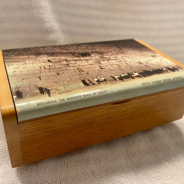 Vintage Jewelry Box Music Box Reuge Swiss Musical Movement Wailing Wall Jerusalem Collectible Hava Nagila