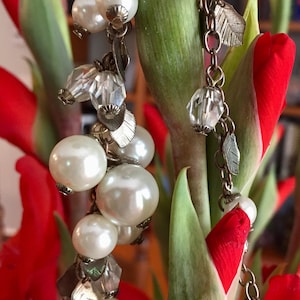 Vintage Lariat Y Bead Necklace Pearls Crystals