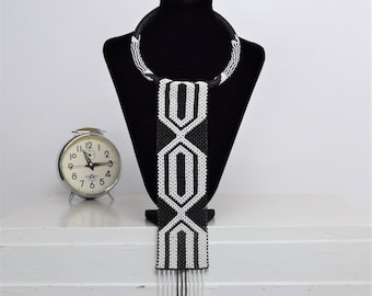 African Maasai Handmade Beaded necklace |Necklace for Women |Zulu |Black & White Necklace |Unique |African Woman Necklace | Gift for Her