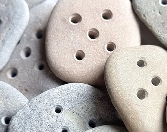 Grey drilled pebbles (20 pieces), 5 holes, drilled beach stones, stones for crafts, suncatchers