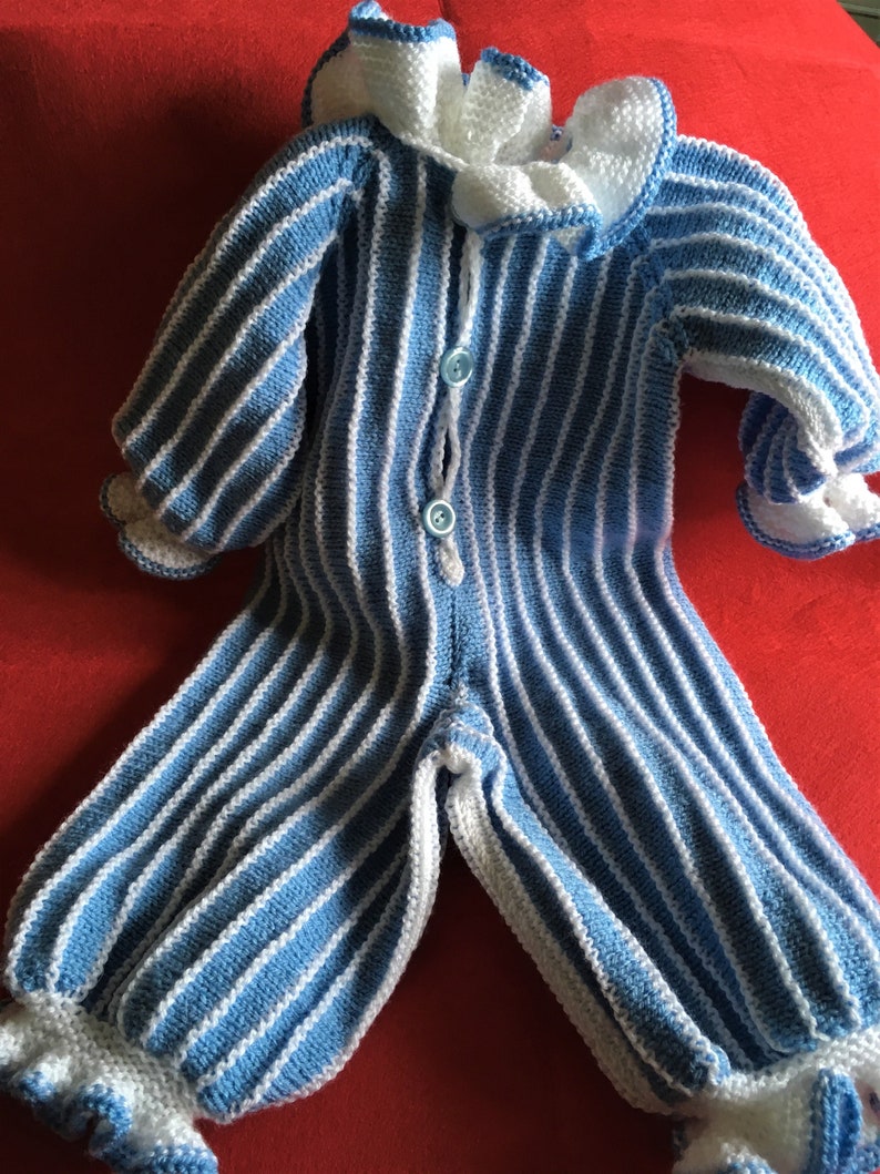 Baby hand knitted outfit 9-12 months