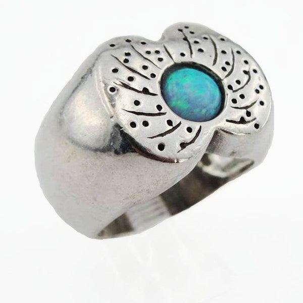 Bague large et épaisse en argent sterling avec un point d'opale en mosaïque