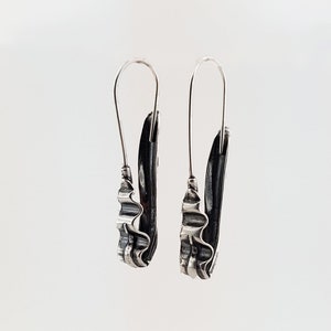 Pendientes largos artísticos de plata de ley 925 hechos a mano (H)