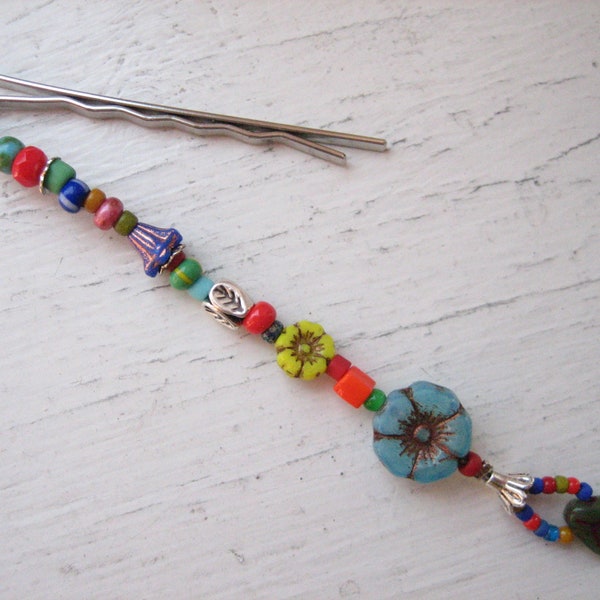 Hair accessory, beaded bobby pin, small hair ornament, bright Boho hair beads, hair pin, flower and leaf, hair jewelry, hair charm, bun pin