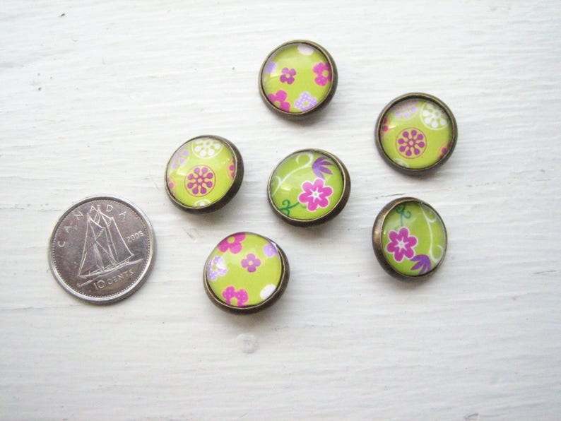 pink floral buttons 14mm lime green sweater buttons Glass buttons 14mm green buttons handmade domed glass metal shank buttons 6 pcs
